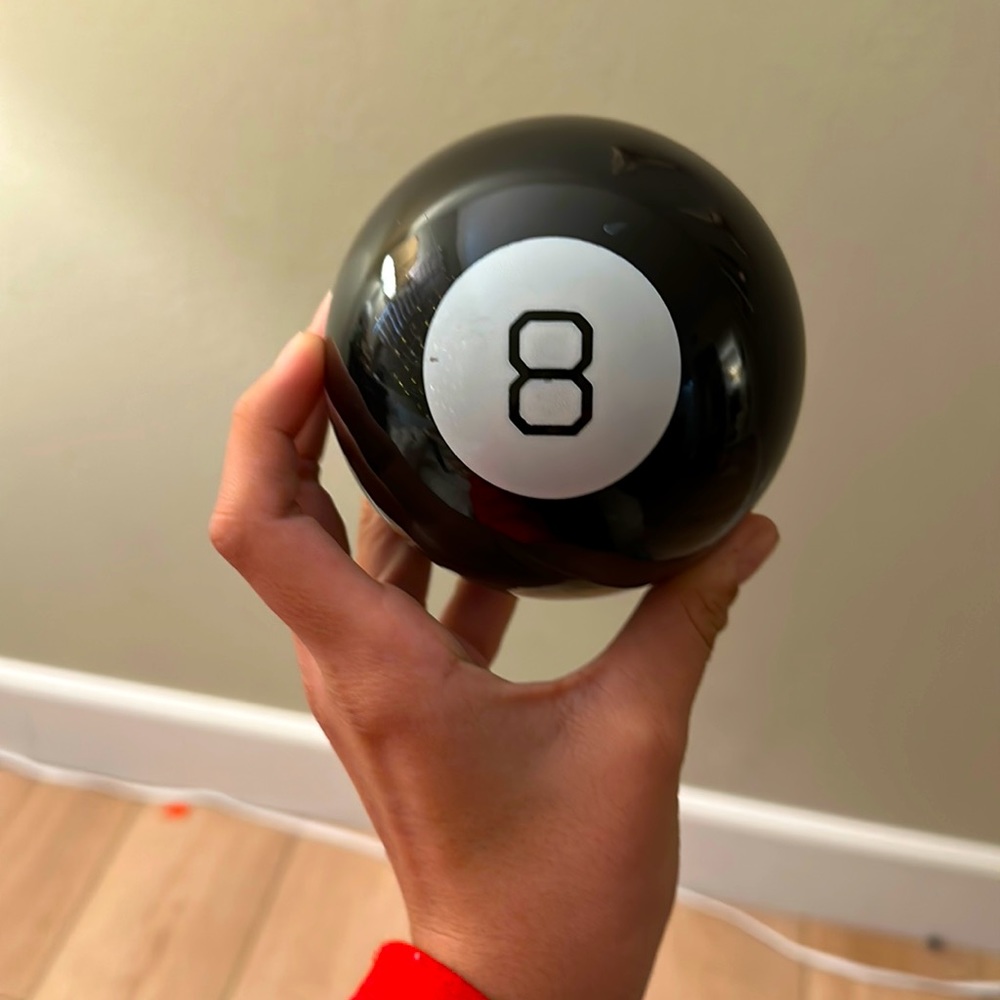 Magic 8 Ball 🪄
